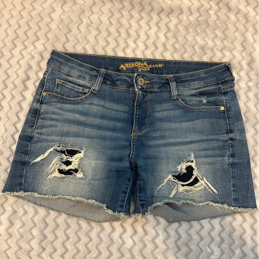 Size 9 Arizona Jean Company Blue Distressed Jean Shorts
